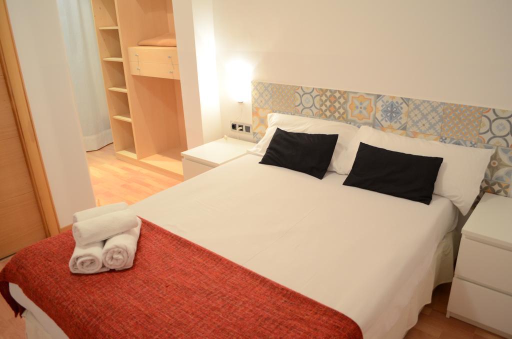 In Poble Sec Apartamento *